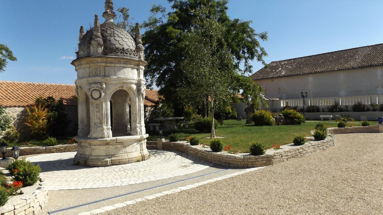 Bed and Breakfast Chateau Pellisson Cognac Exterior foto